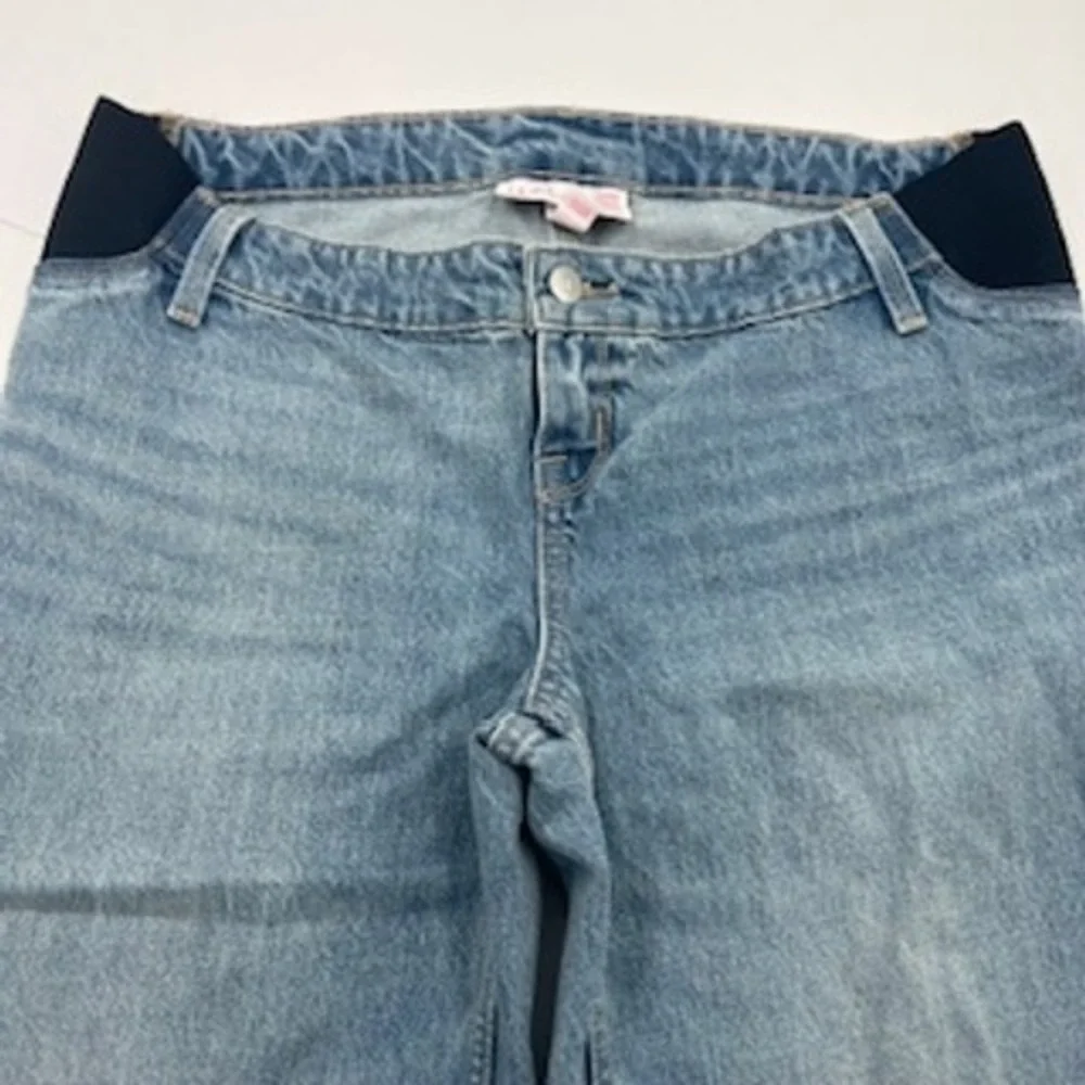 Isabel Maternity‎ by Ingrid & Isabel Cropped Vintage Straight Jeans Light Wash 6